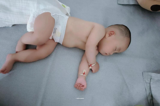 广水9个月宝宝可以吃盐吗